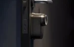 Inteligentny zamek do drzwi SwitchBot Lock Ultra (czarny) - obrazek 3