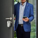 Zamek elektroniczny Lockin G30 - w zestawie z klawiaturą i mostkiem Wi-Fi - obrazek 3
